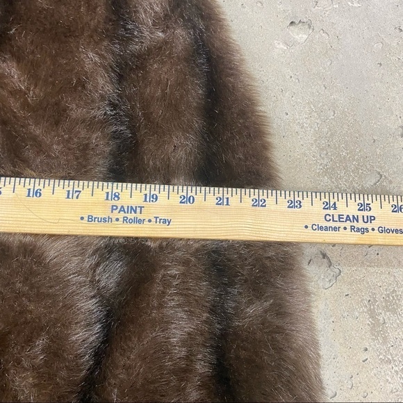 Vintage 60s Regina Glenara faux fur brown greige stole cape one size POCKETS - Picture 7 of 8